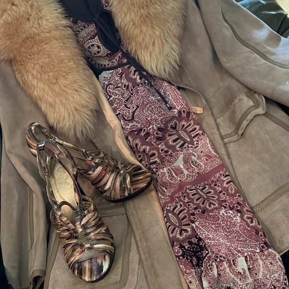 CARLOS SANTANA SZ 10 STILETTO HEEL SANDALS Splash-Multi-Tonal Color, HT over 4in - Picture 3 of 12